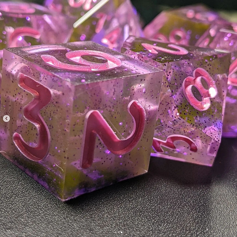 Pink, it's my new obsession - Set of 7 polyhedral sharp edge dice