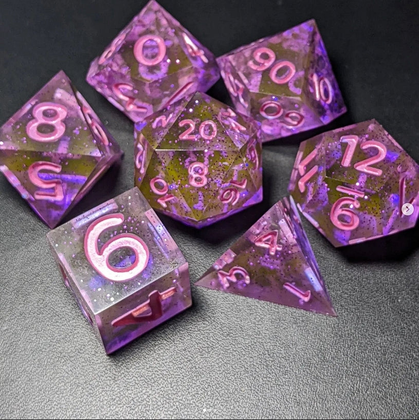 Pink, it's my new obsession - Set of 7 polyhedral sharp edge dice