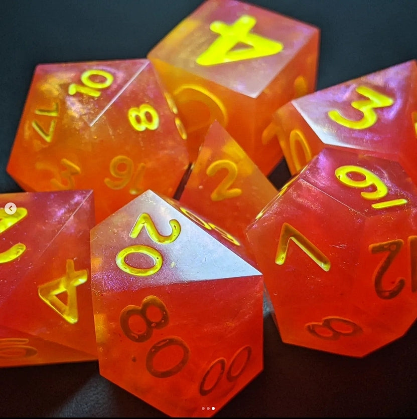 Rising Sky - Set of 7 polyhedral sharp edge dice